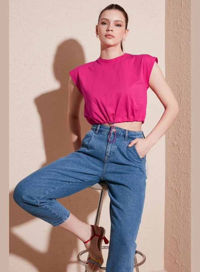 ليلا تيشيرت قطن % برقبة دائرية قصير للنساء ليلى