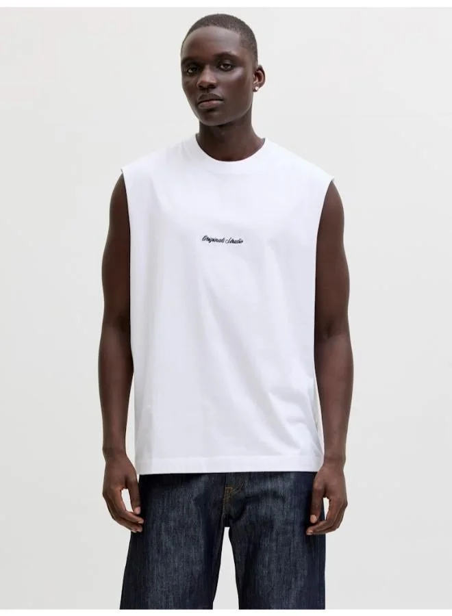 جاك اند جونز تيشيرت بياقة دائرية وشعار