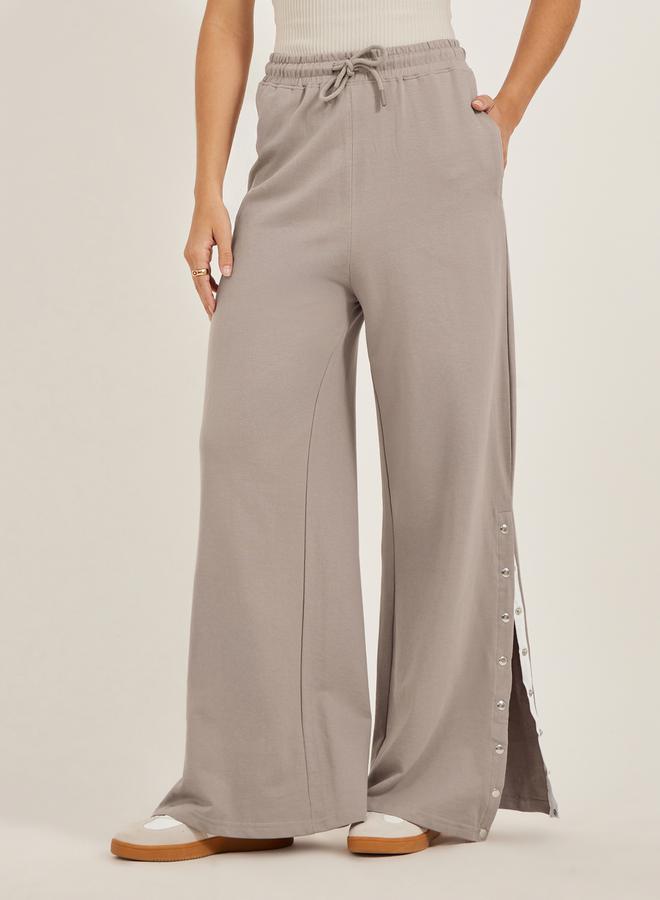 Styli Solid Side Snap Button Hem Joggers - Image 2