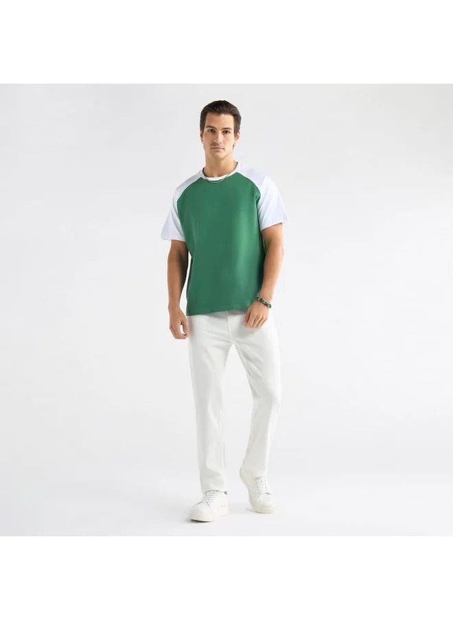 FAV Colourblock T-shirt with Crew Neck and Raglan Sleeves