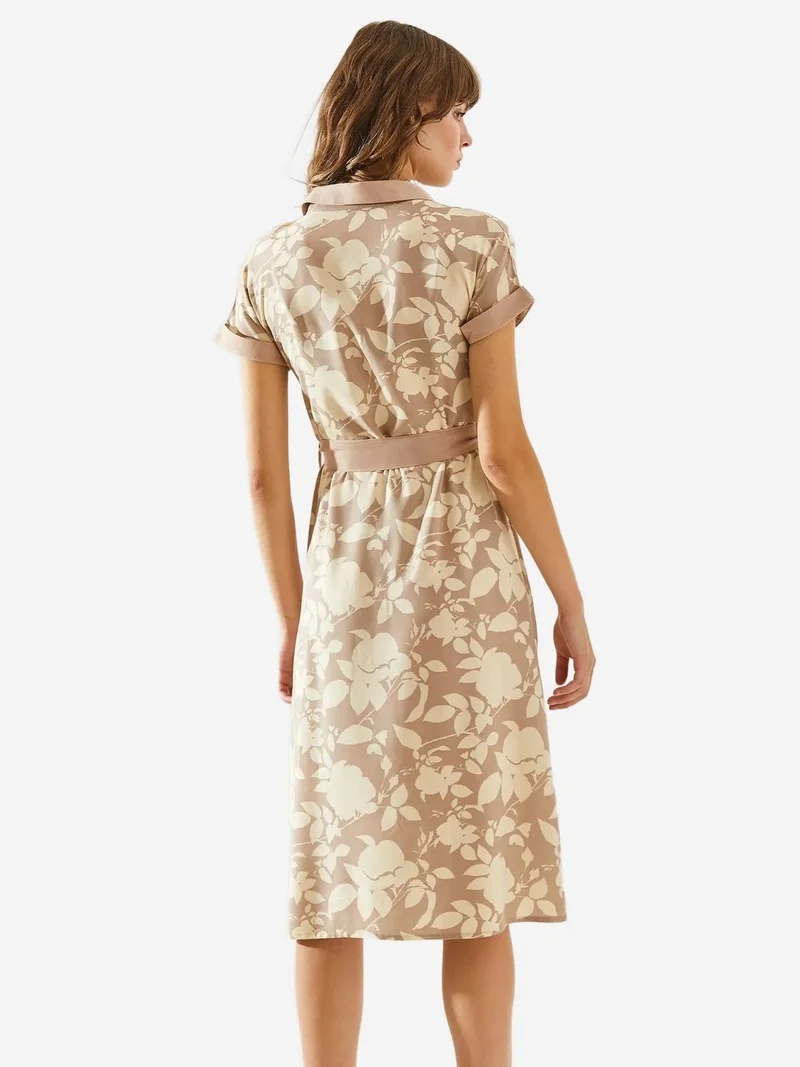 Bianco Lucci LUCCI Flowering Midi Dress with Bow and Shirt Collar