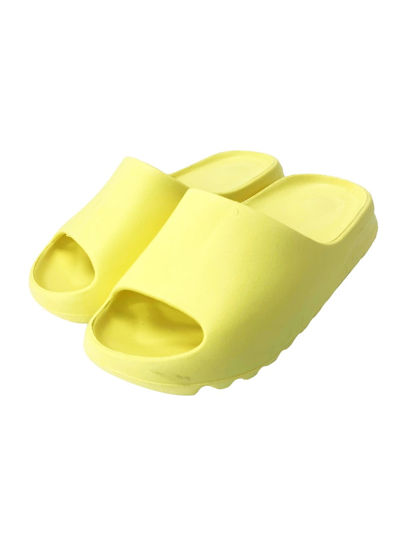 Style Women's Slide Slippers For Outdoor Indoor And Beach  - Image 1