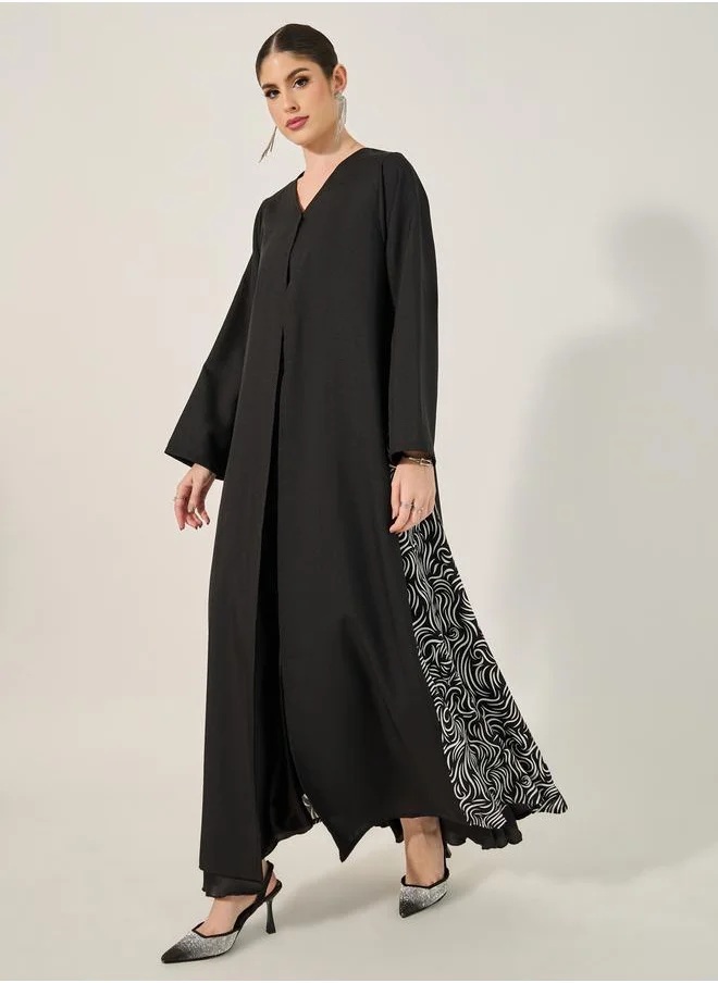 Styli Printed Side Panel V-Neck Abaya with Hijab