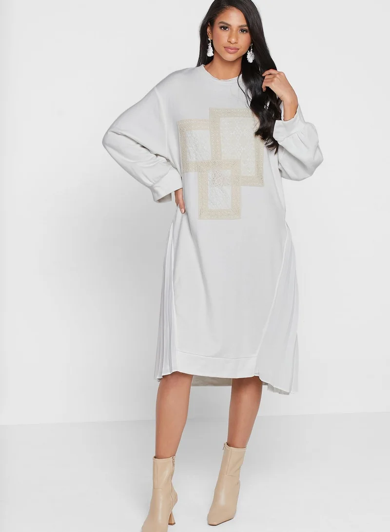 ELEGANZA Crew Neck Printed Dress