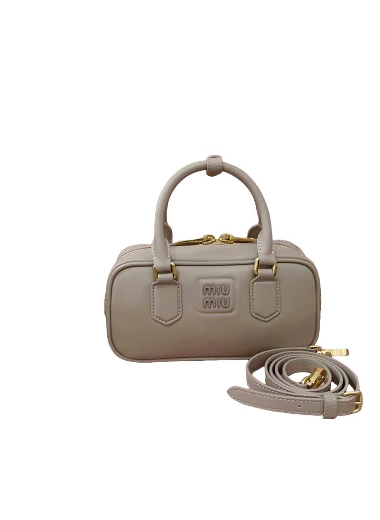 Miu Miu Women's Crossbody Shoulder Bag Handbag 22×10.5×7.5cm  - Image 2