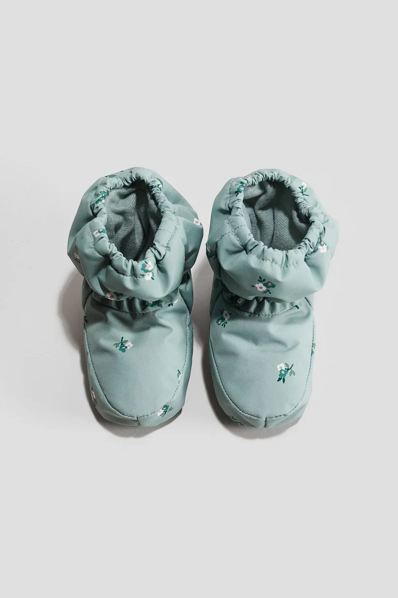 اتش اند ام حذاء ناعم للأطفال بتصميم مقاوم للماء