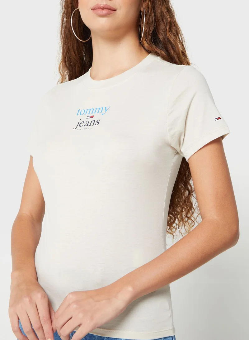 TOMMY JEANS Crew Neck Logo T-Shirt