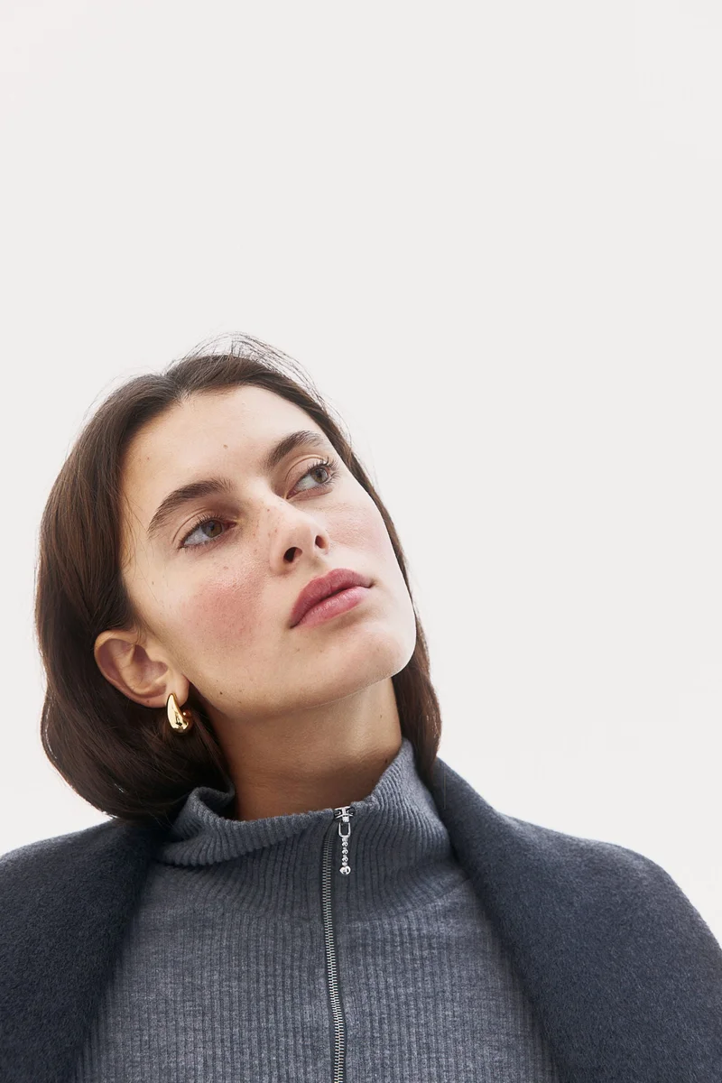 اتش اند ام Ribbed zip-top top