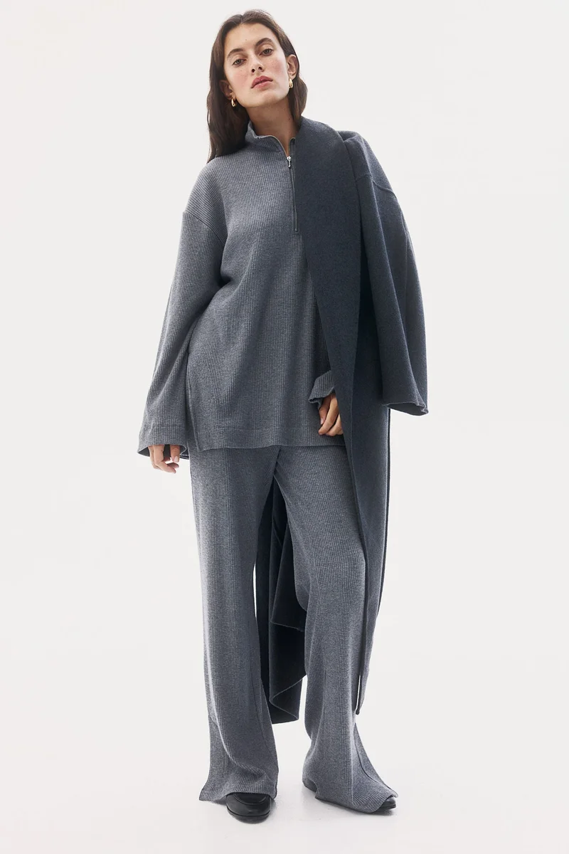 اتش اند ام Ribbed zip-top top