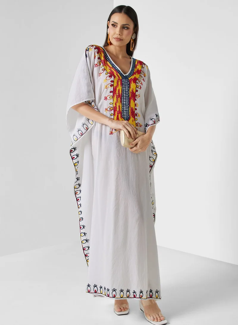 ARABIAN CLOSET Embroidered Cape Sleeve Kaftan