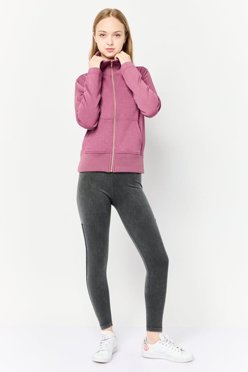 SKECHERS سويت شيرت رياضي نسائي بزي مناسب بسحاب كامل للمشي، لون موف داكن - Image 2
