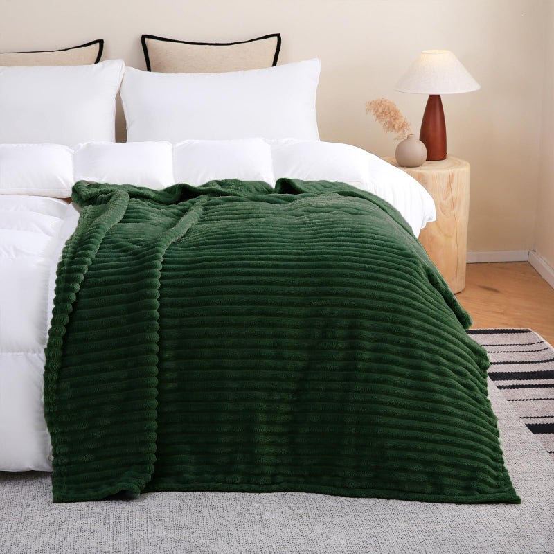 Linecooo Green Fleece Throw Blanket 50â€Ã—60â€ for Couch Sofa Bed,Super Soft Cozy Plush Microfiber Flannel Blanket with Stripes Design Lightweight for Adults Woman Girls - Image 4