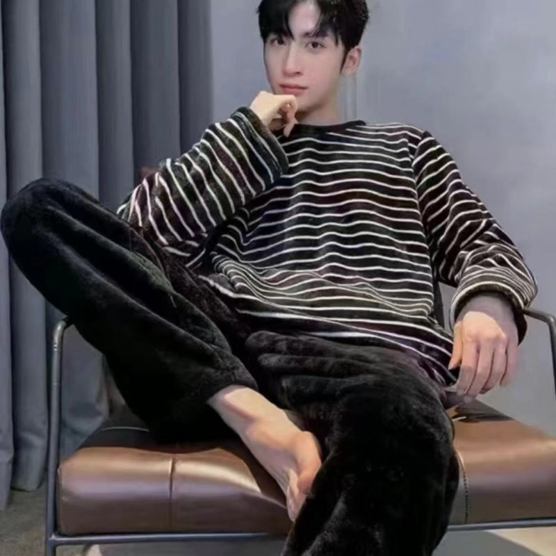 بيجامة فاخرة من المخمل الدافئ للرجال في الشتاء بأكمام طويلة مريحة للربيع - Image 1