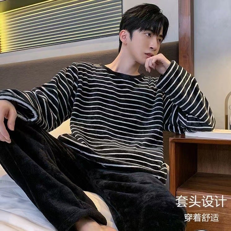 بيجامة فاخرة من المخمل الدافئ للرجال في الشتاء بأكمام طويلة مريحة للربيع - Image 4