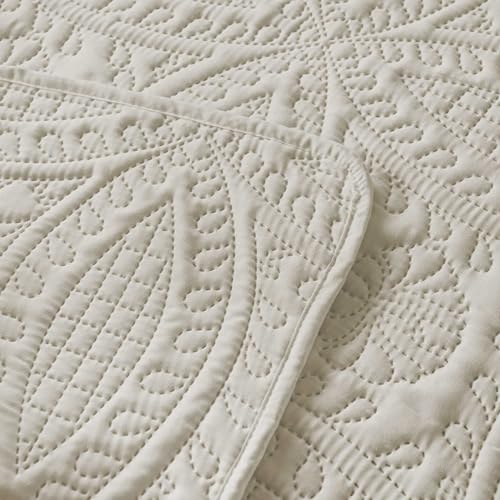 Boryard 3-Piece Queen Quilt Set, Lightweight Soft Full Size Quilt Bedspread Coverlet (90x90 inches) with 2 Pillow Shams (20x26 inches), Beige - Image 5