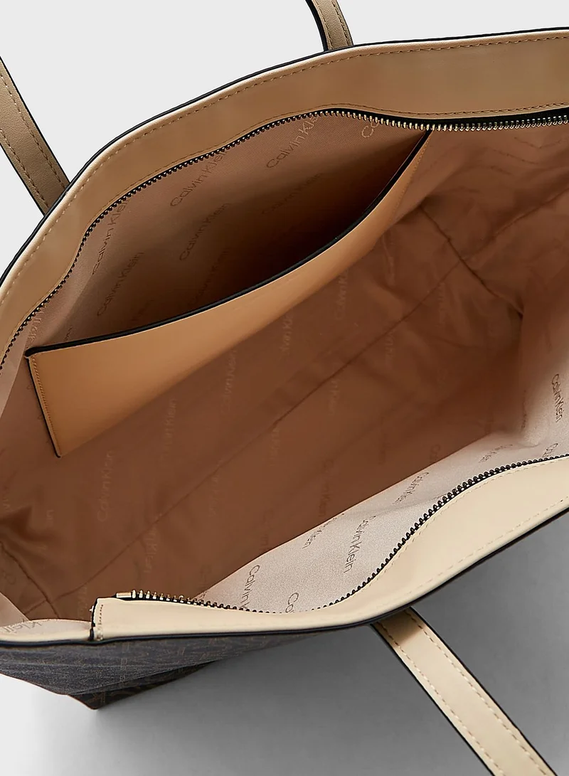 CALVIN KLEIN Must Shopper Bag