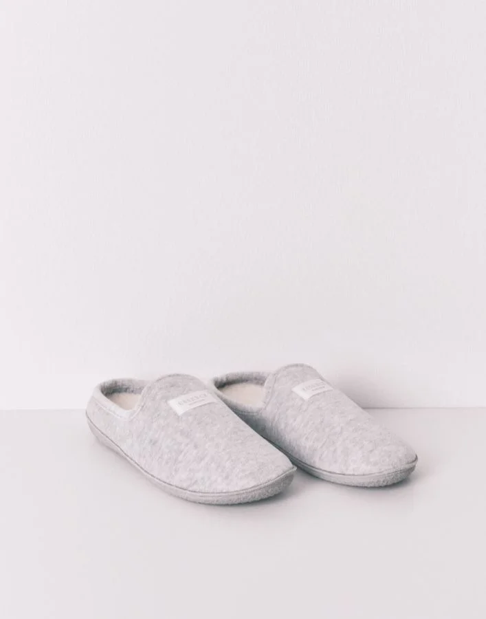 women'secret Grey Velour Slippers