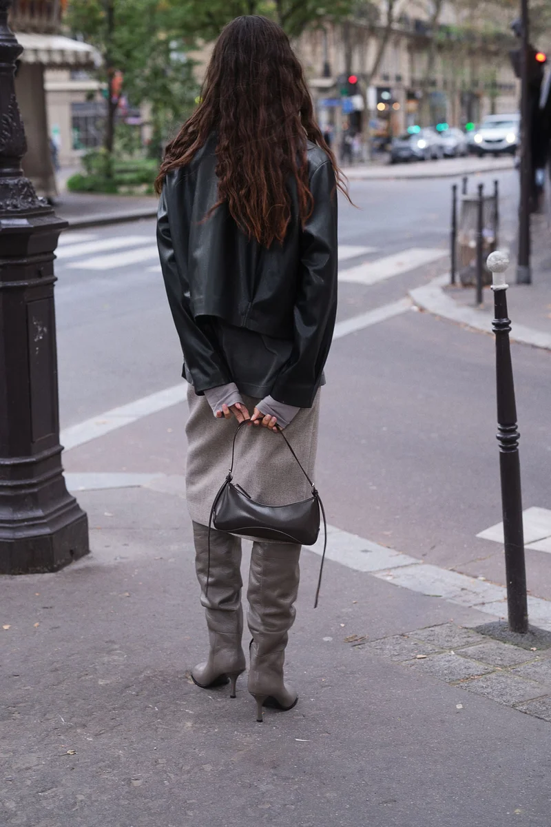 اتش اند ام جاكيت مبطن بحواف منسولة