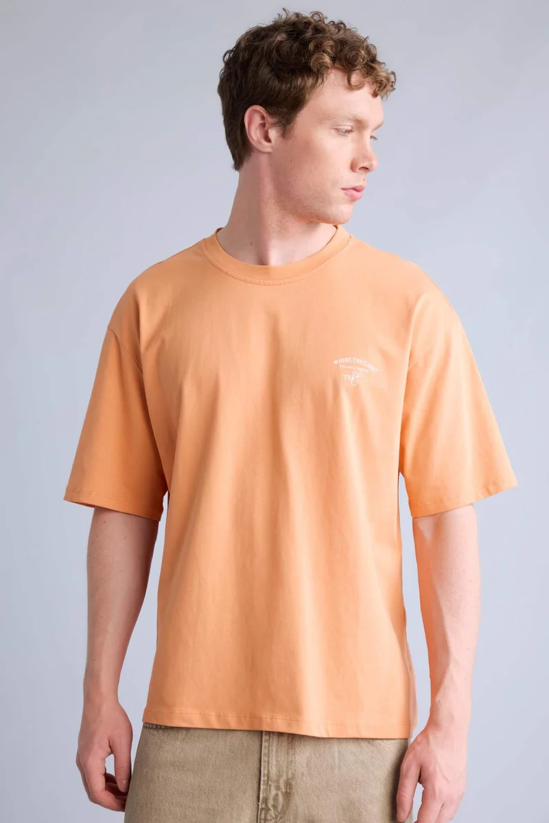 Defacto  100% Cotton Boxy Fit Back Print T-Shirt for Men | Best Price UAE