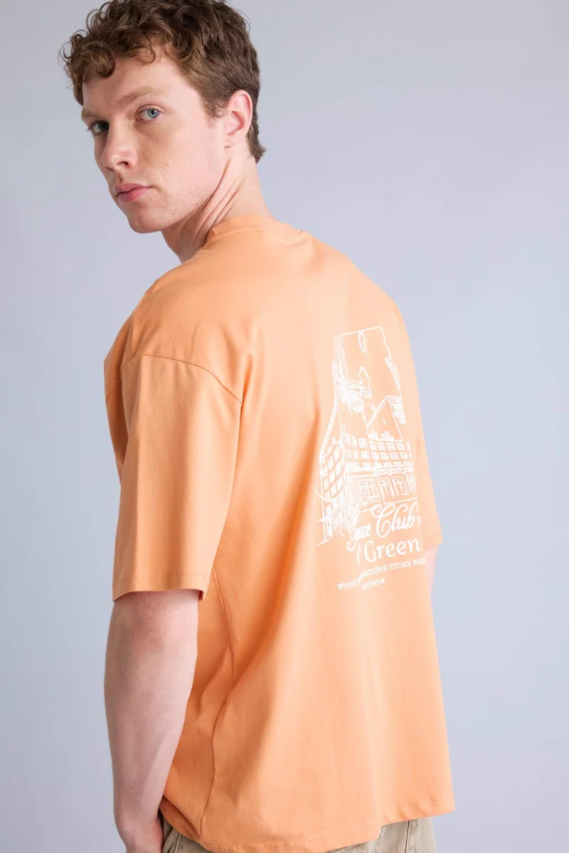 100% Cotton Boxy Fit Back Print T-Shirt