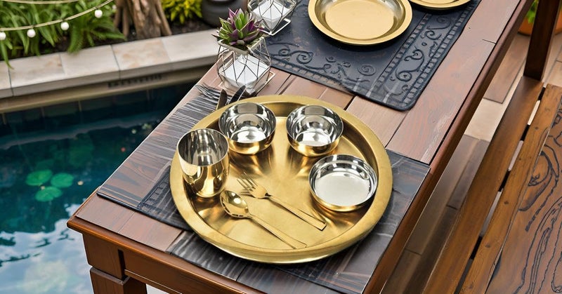 Exclusivish طقم طعام حصري لامع من الفولاذ المقاوم للصدأ - 7 قطع مع 1 طبق كبير ذهبي، 1 كوب، 2 وعاء تقديم، 1 وعاء زبادي، 1 ملعقة، و1 شوكة | أدوات مائدة من الفولاذ المقاوم للصدأ الفاخرة - Image 3