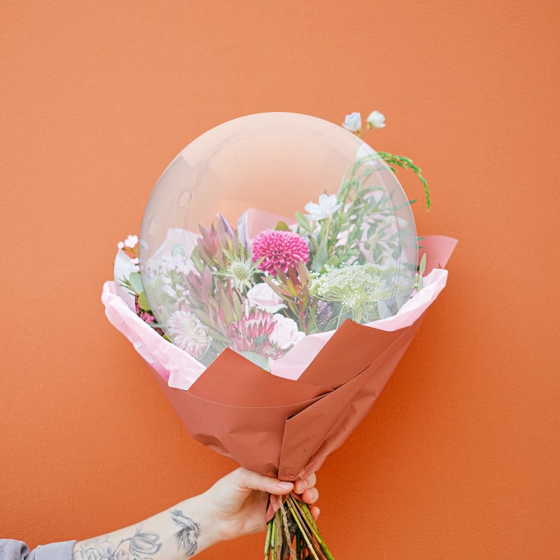 Clear Ball for Flower Wrapping, Enhances Bouquet Presentation, Durable Material - Image 5