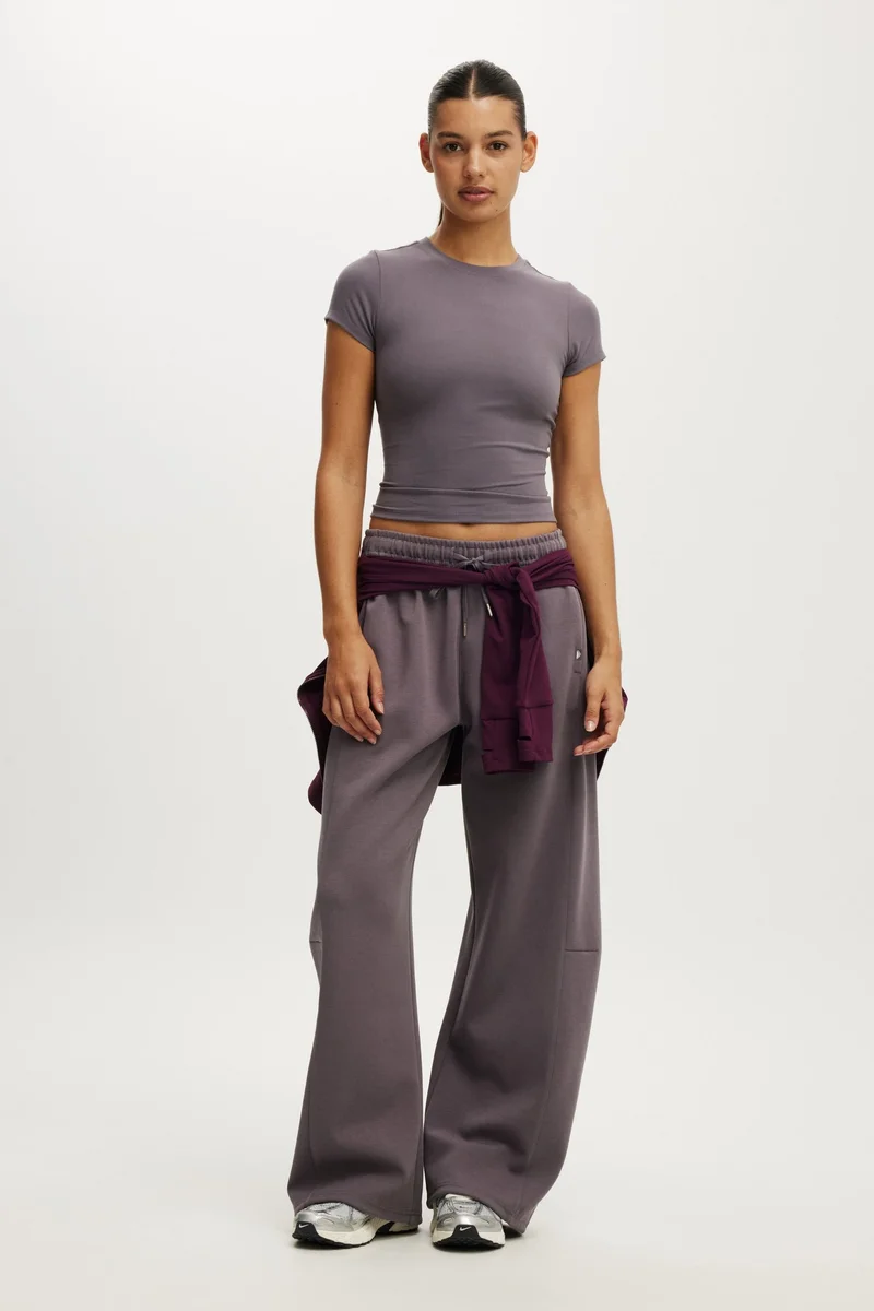Cotton On  ULTRA SOFT FITTED TSHIRT for Women | Best Price UAE