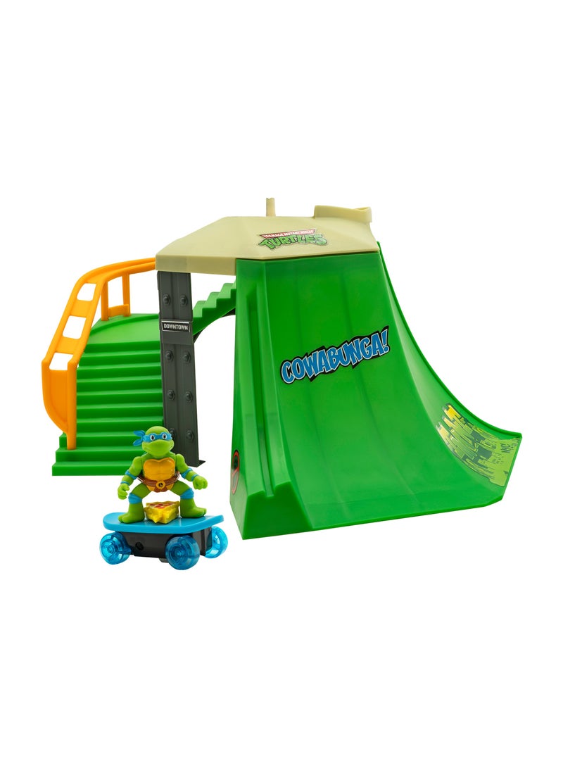 Funrise منتزه التزلج المجنون لفرسان النينجا المراهقين الكلاسيكي | متزلج مع شخصية | هدية للأطفال - Image 1