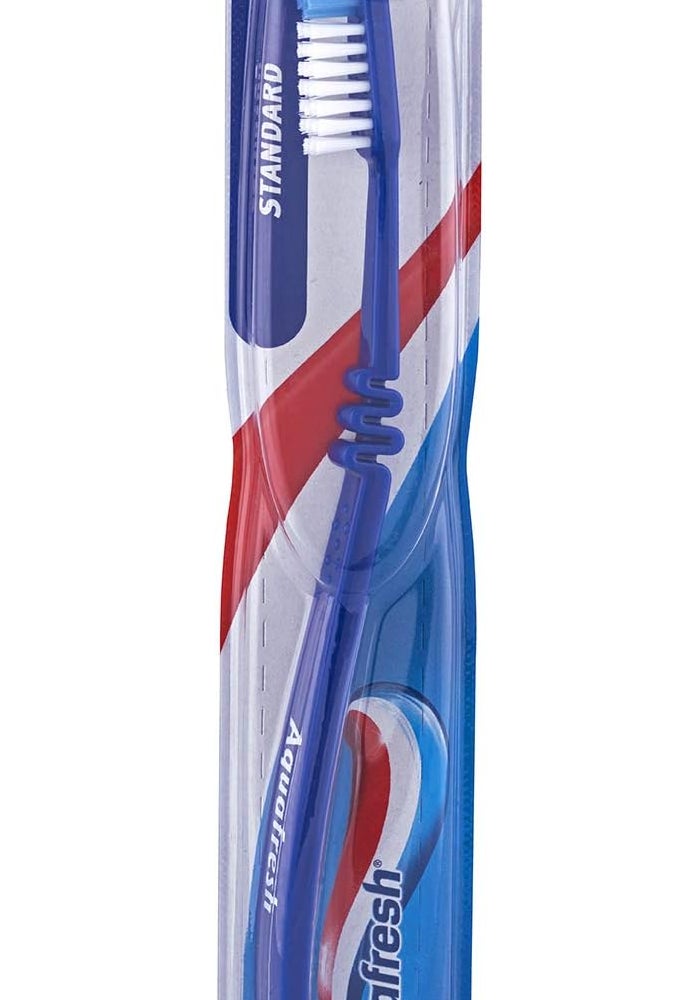 Aquafresh Standard Toothbrush with Medium Bristles - Image 3