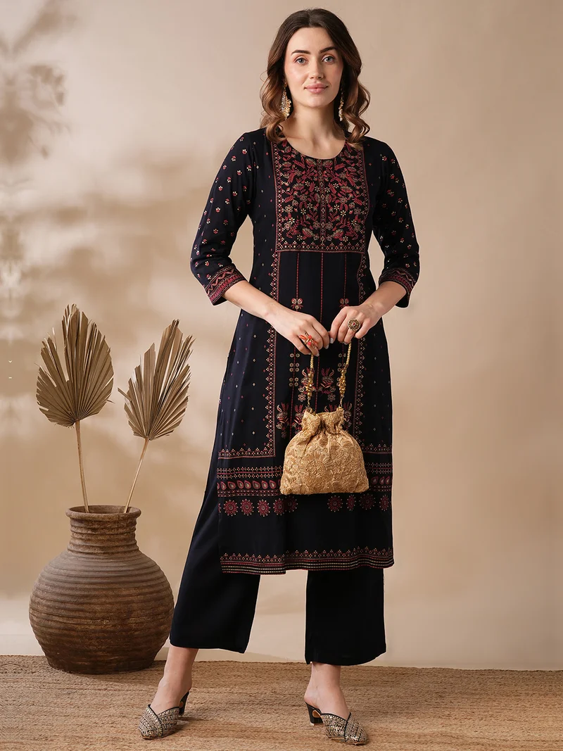 globus Women Black & Red Floral Printed Regular Kurta With Trousers