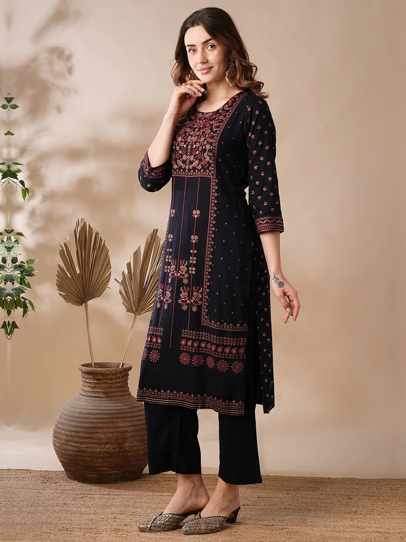 globus Women Black & Red Floral Printed Regular Kurta With Trousers