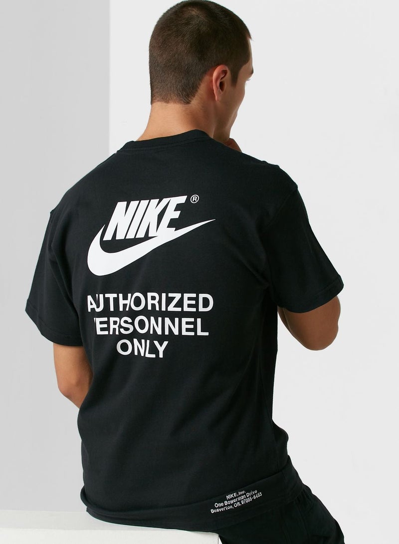 Nike Nsw Authorized Personnel T-Shirt - Image 2