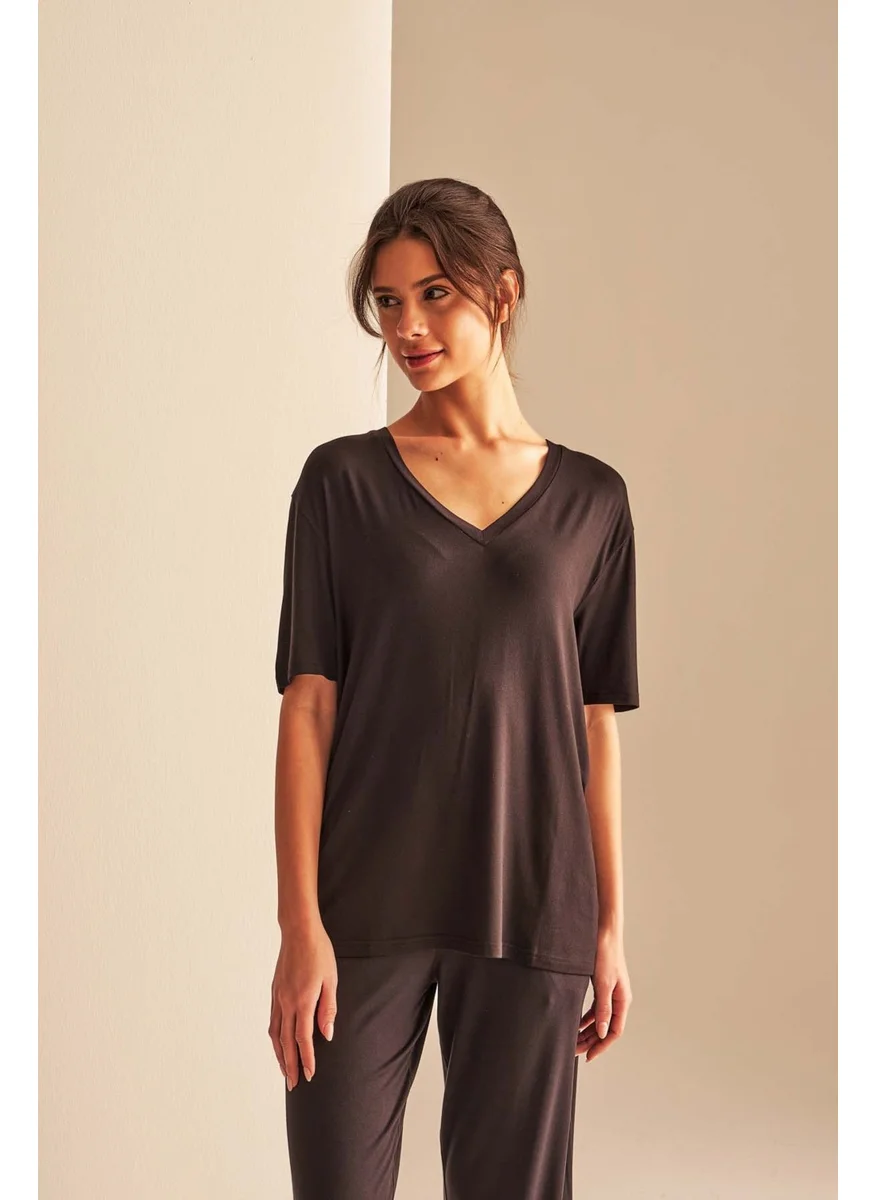 Hays Women's T-Shirt-Short Sleeve