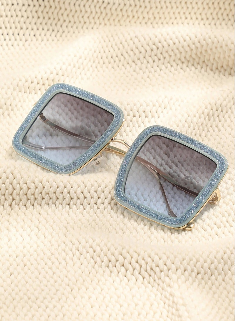 PRASHA Full Rim Rectangle Sunglass