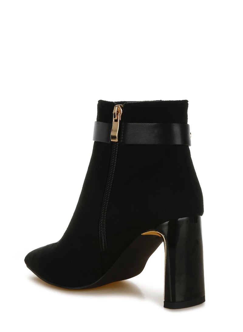 London Rag Chain Belt Detail Ankle Boots in Black  - Image 3