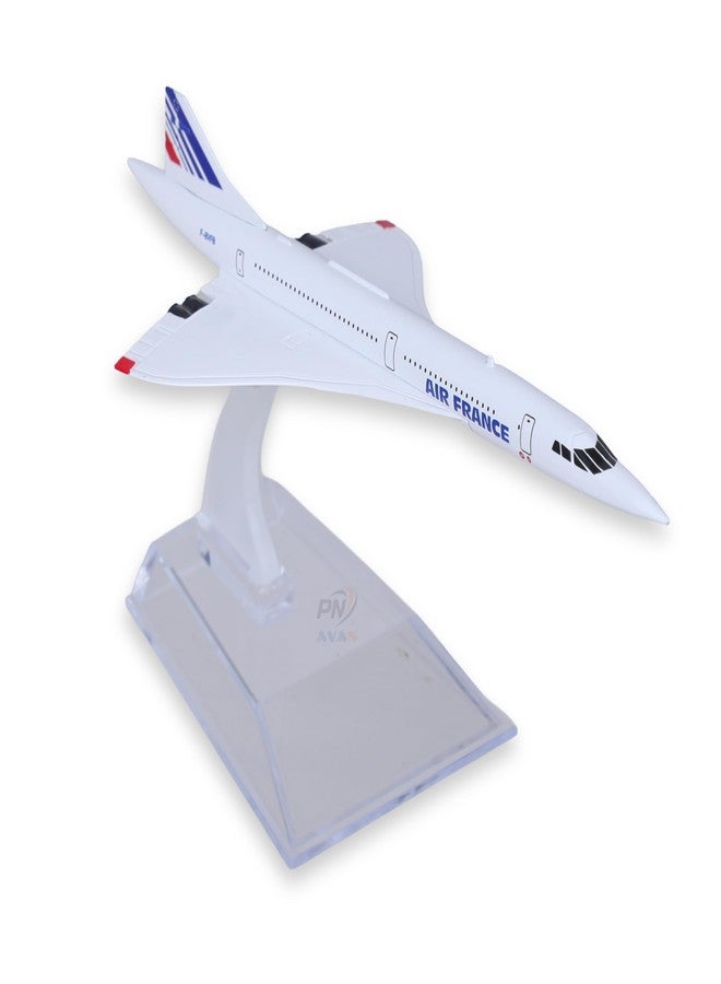 PN AVAN Air France Airlines, diecast, Metal Aeroplane Scale Model Office only for Display, Size -16 cm (Air France) - Image 1