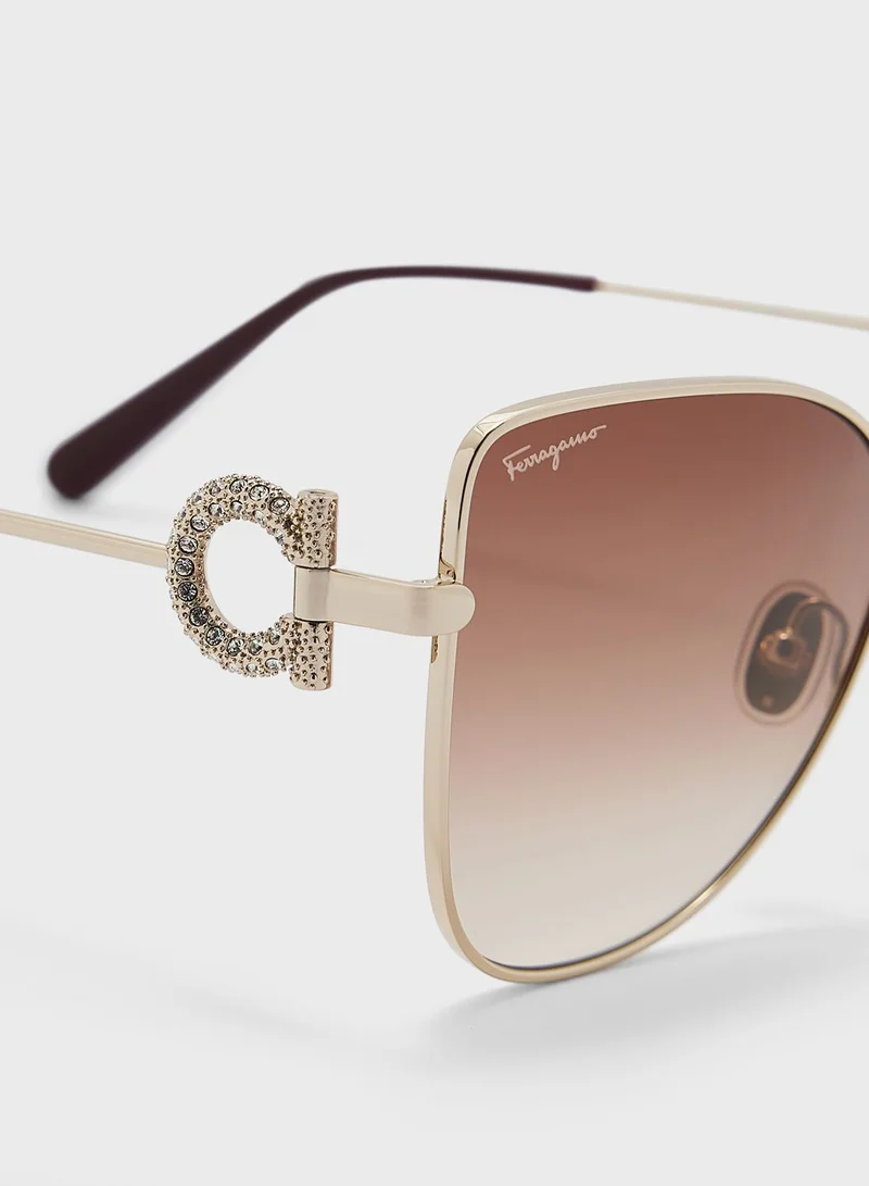 FERRAGAMO Cat Eye Oversized Sunglasses