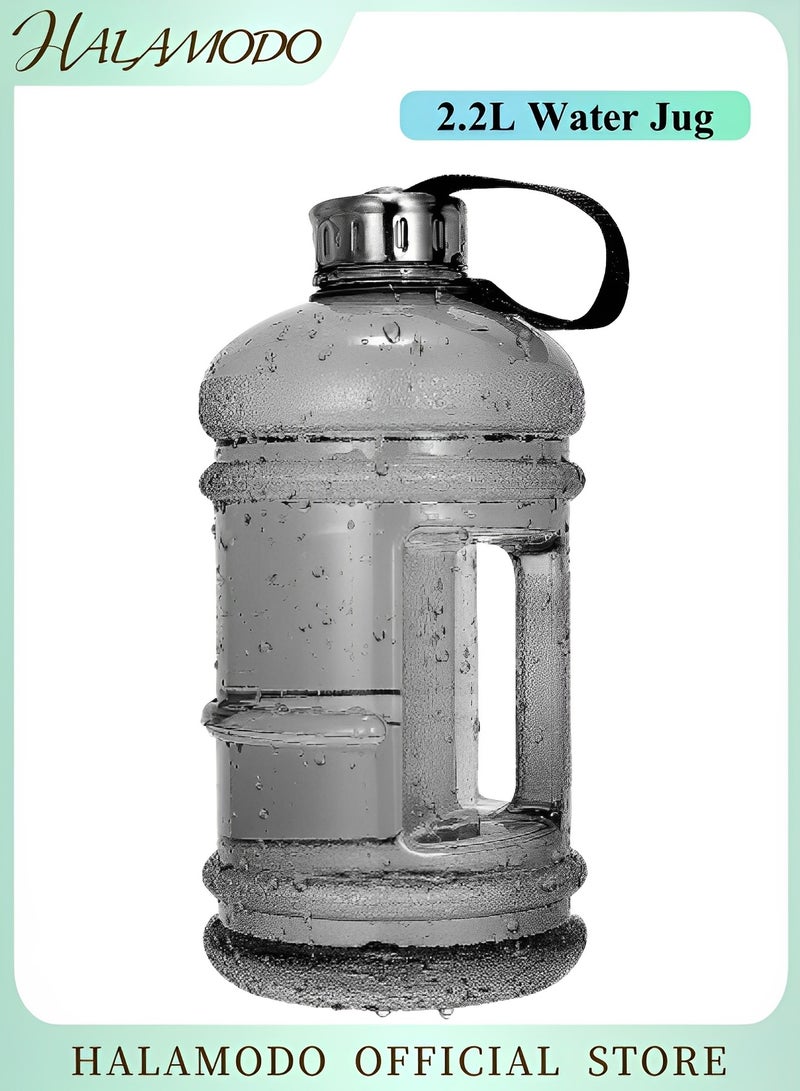 هالامودو زجاجة مياه سعة 2.2 لتر مع مقبض وزجاجة مياه رياضية كبيرة بسعة كبيرة وحاوية مقاومة للتسرب خالية من مادة BPA من البلاستيك للياقة البدنية للتخييم والتدريب على الدراجات والمشي لمسافات طويلة وصالة الألعاب الرياضية في الهواء الطلق - Image 1