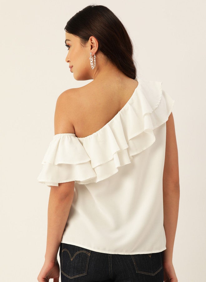Rue Collection بلوزة جورجيت بأكتاف واحدة مع كشكش للنساء - Image 4