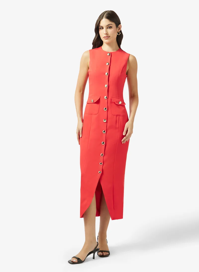 ستايل تشيت فستان مفصل بجيوب أزرار