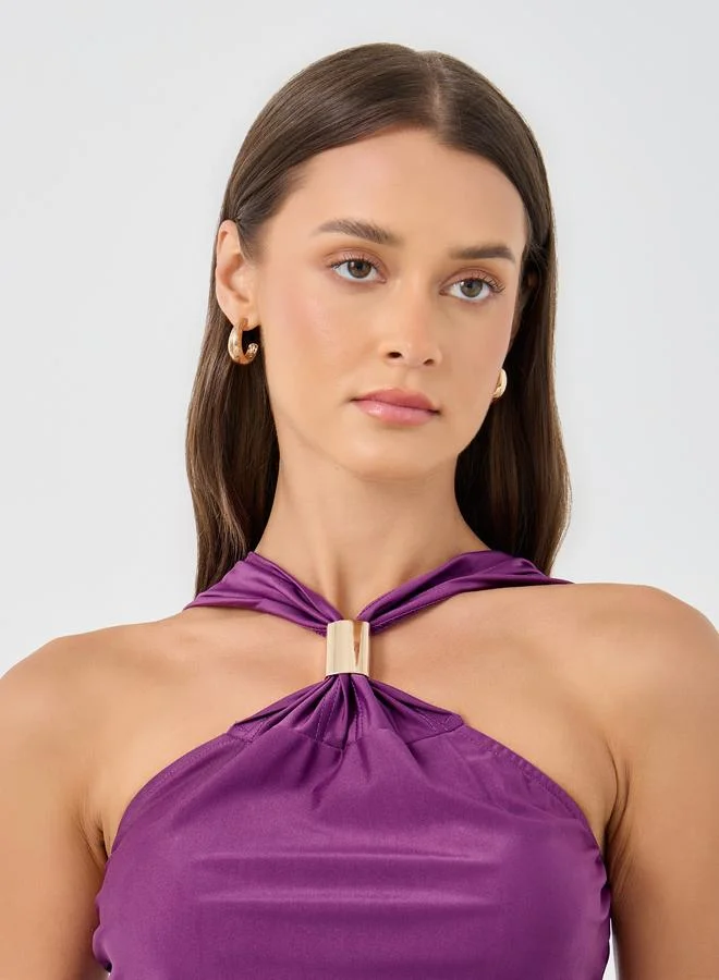 Styli Styli Halter Neck Regular Fit Knit Top