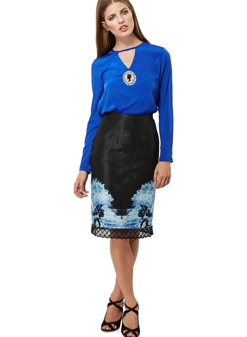 Pearls and Portraits Lace Hem Pencil Skirt