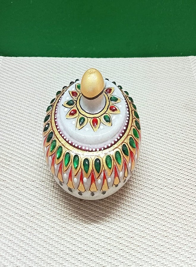 علبة سندور رخامية مزينة بزخارف ميناكاري، بيضاء اللون مع لمسات ذهبية، ومزينة بأحجار خضراء وحمراء، وعاء كومكوم هندي تقليدي - Image 1