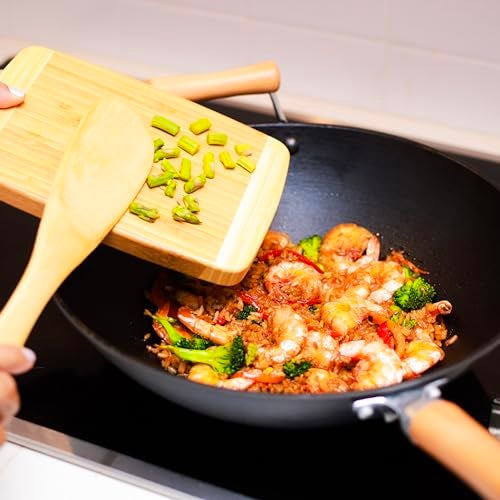 JOYCE CHEN Professional Series 14-Inch Cast Iron Wok with Maple Handle - Image 5