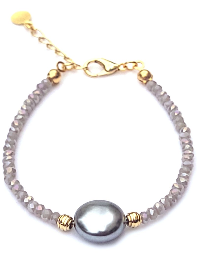 Alwan Crystal Bracelet with a Majorca Style Pearl - Image 1