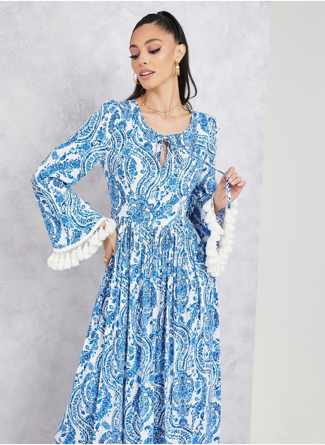 Styli - Paisley Print Tassel Detail Sleeves A-Line Maxi Dress - Image 1