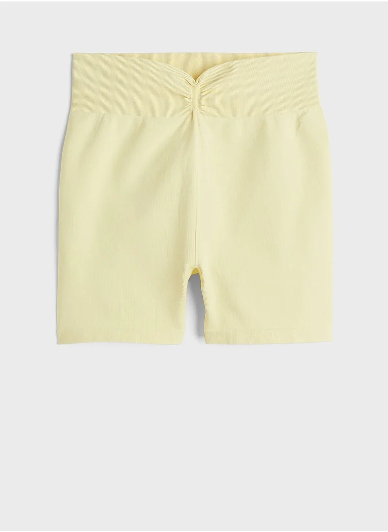 H&M High Waist Short