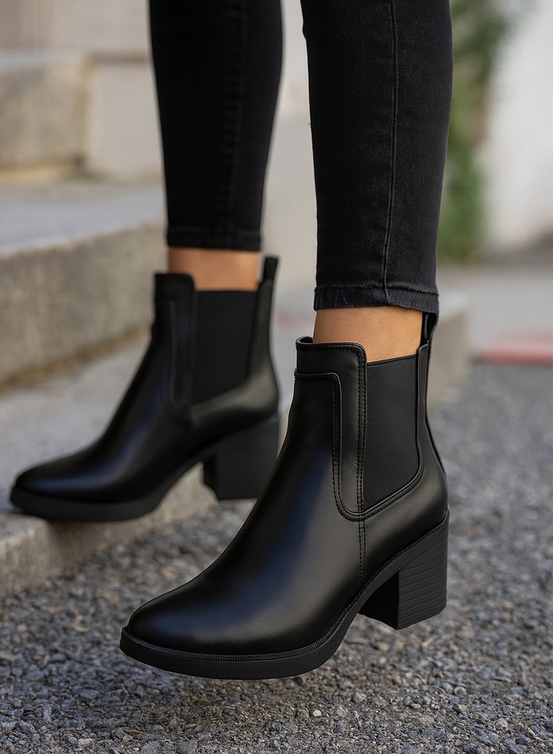 Leather Ankle Boot -  Black 5CM.