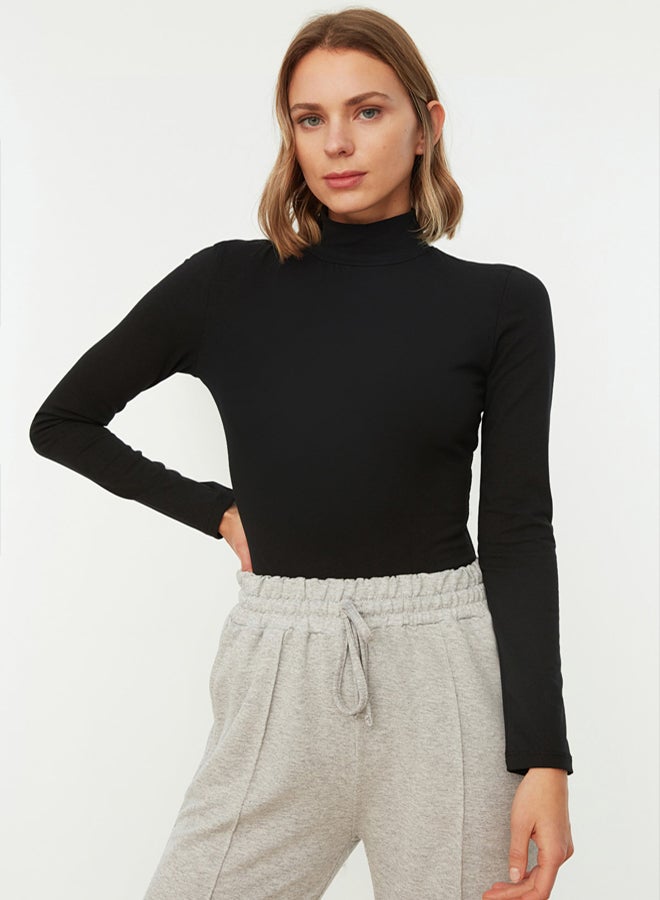 trendyol Black Turtleneck Snap Knitted Bodysuit TWOAW21BD0008 - Image 1