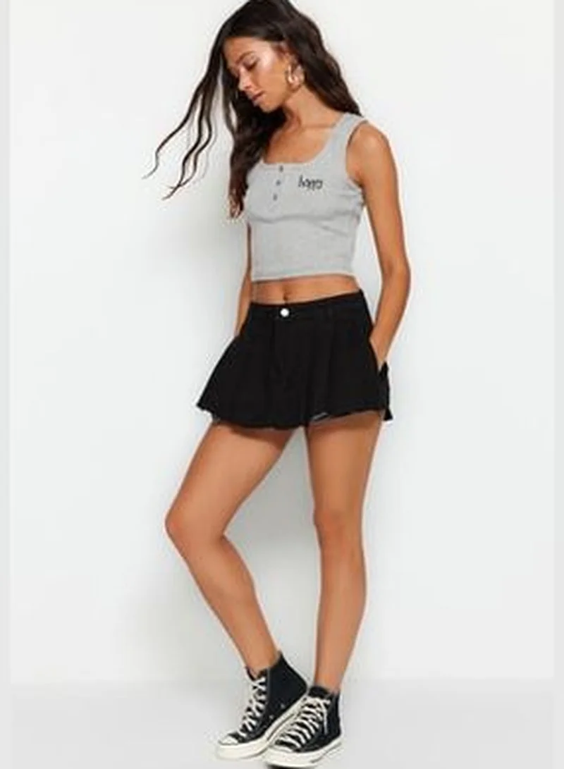 trendyol Black Shorts & Bermuda TWOSS22SR00164